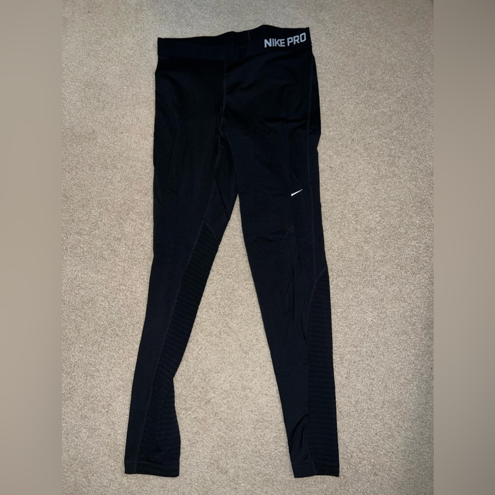 DRI-FIT nike pro leggings, color black, size large